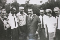Zjazd partyzantw. Od lewej: Hiszpan, nieznany mi, Prawdzic, Stary, nie pamitam, Zofia aba Zorza, Buk